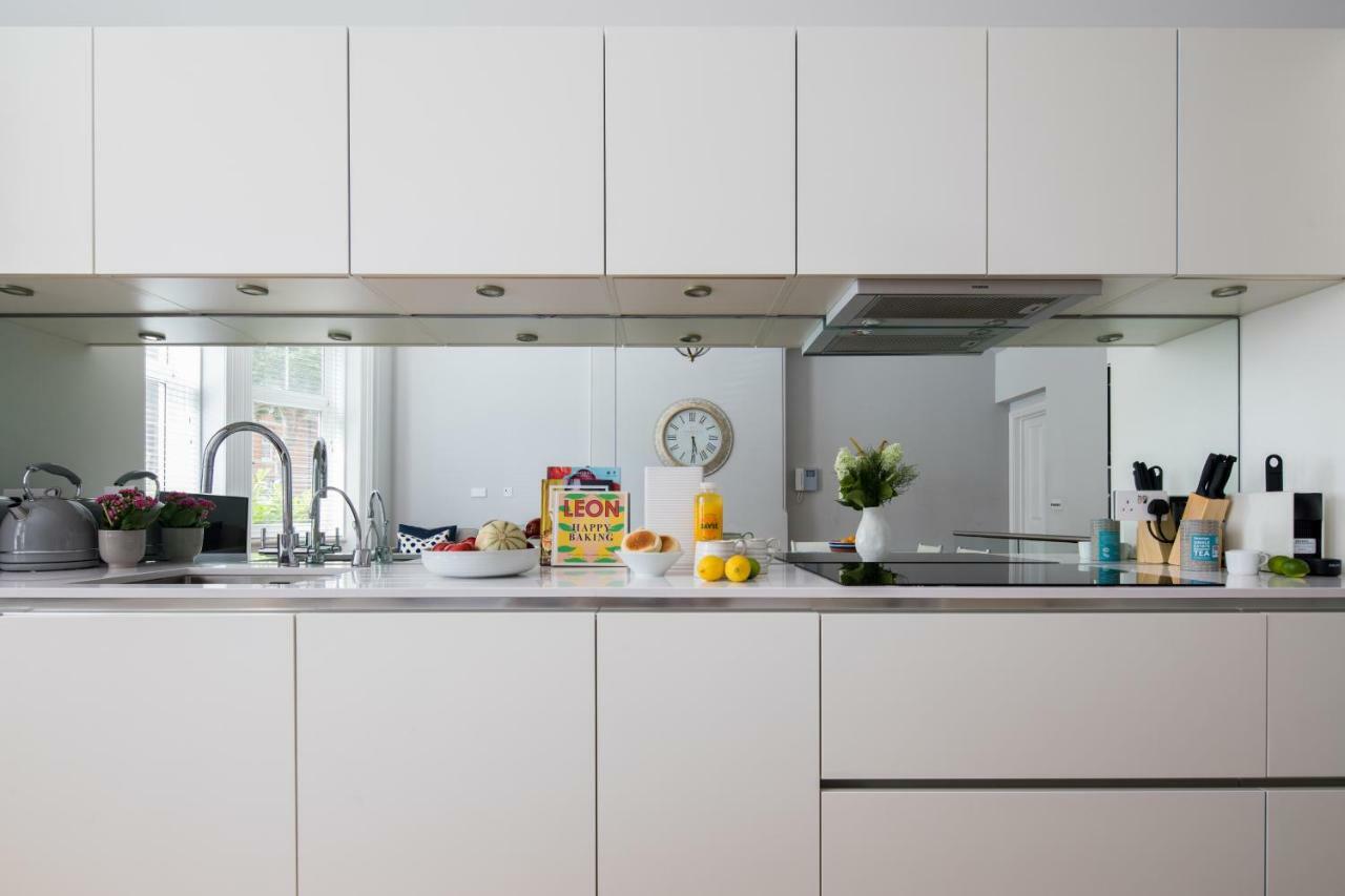 Kensington Court By Lime Street Apartment London Bagian luar foto