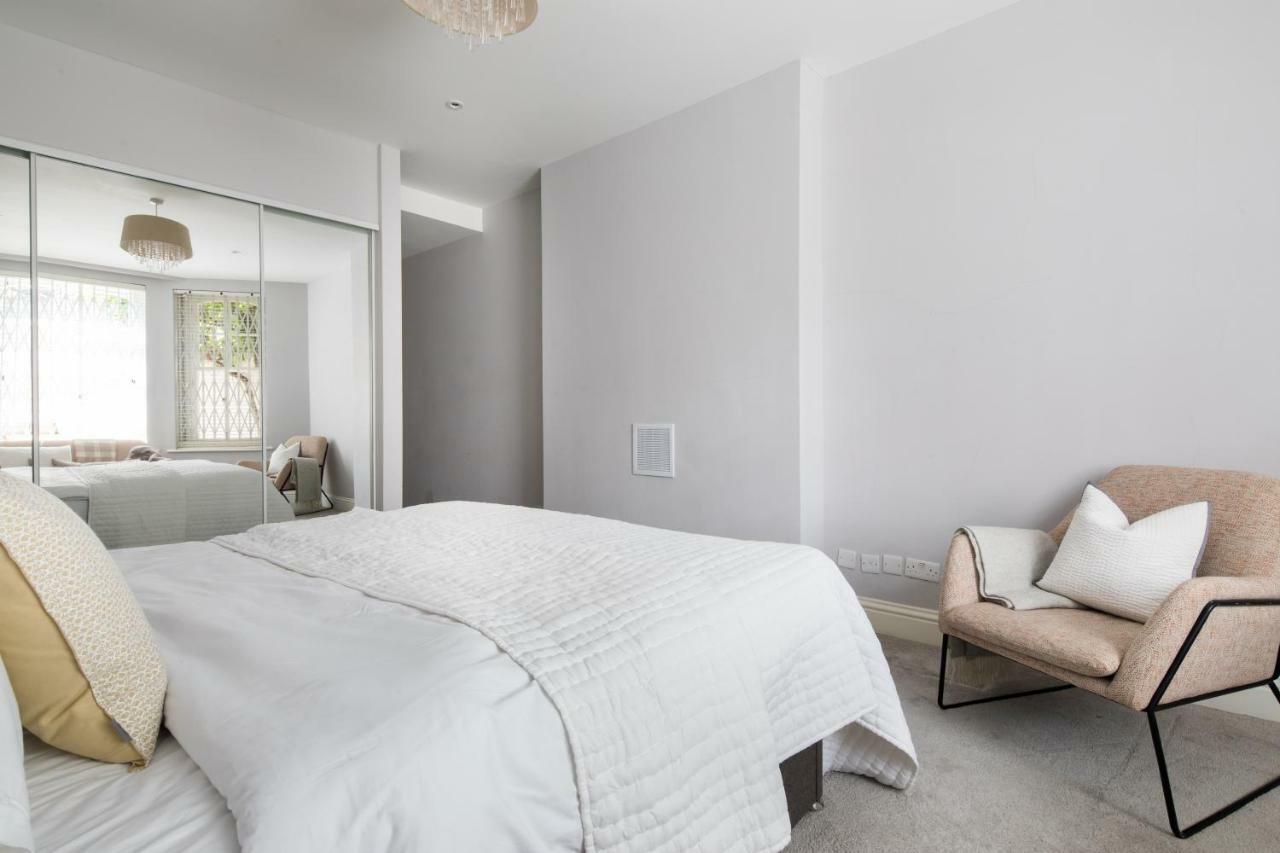 Kensington Court By Lime Street Apartment London Bagian luar foto