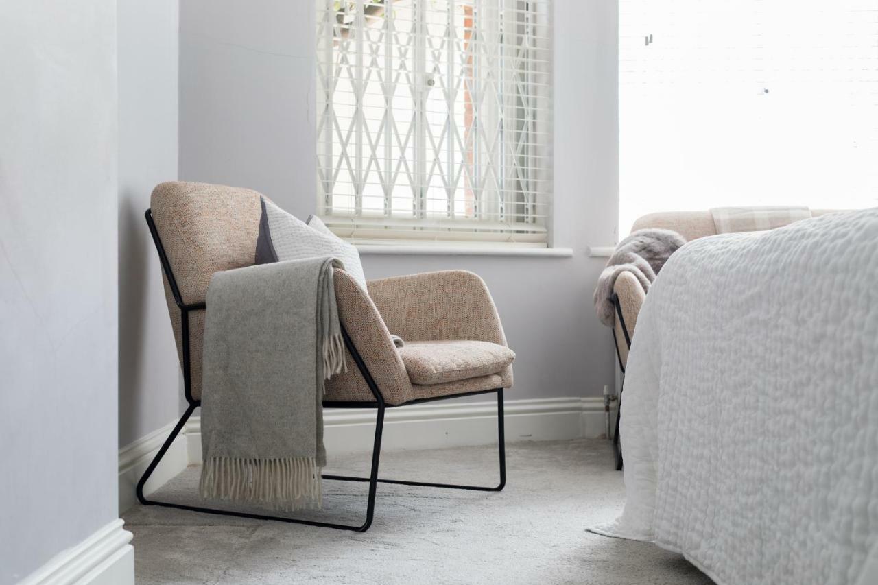 Kensington Court By Lime Street Apartment London Bagian luar foto