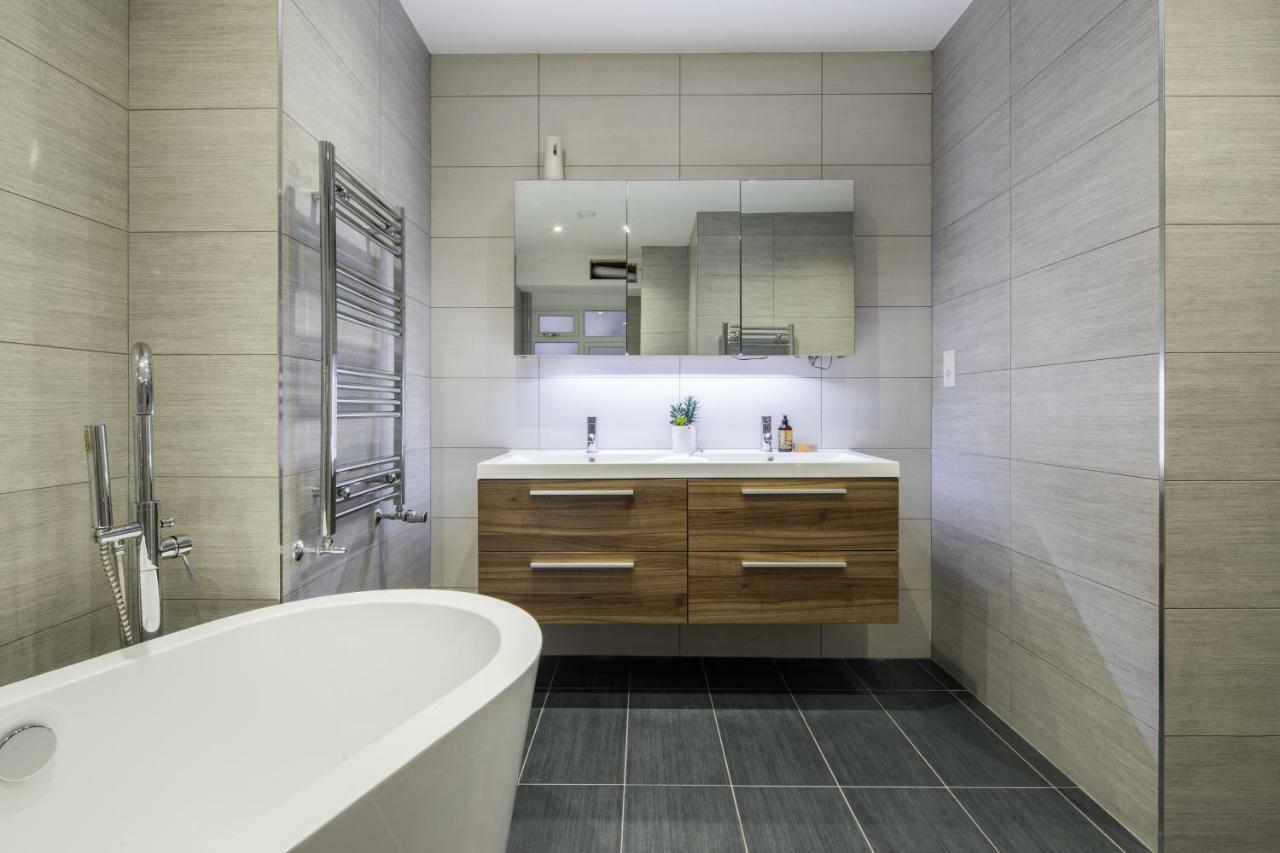 Kensington Court By Lime Street Apartment London Bagian luar foto