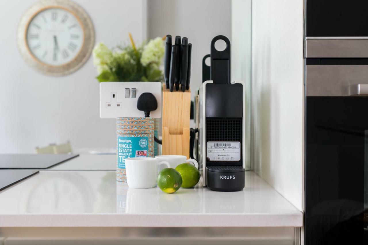 Kensington Court By Lime Street Apartment London Bagian luar foto