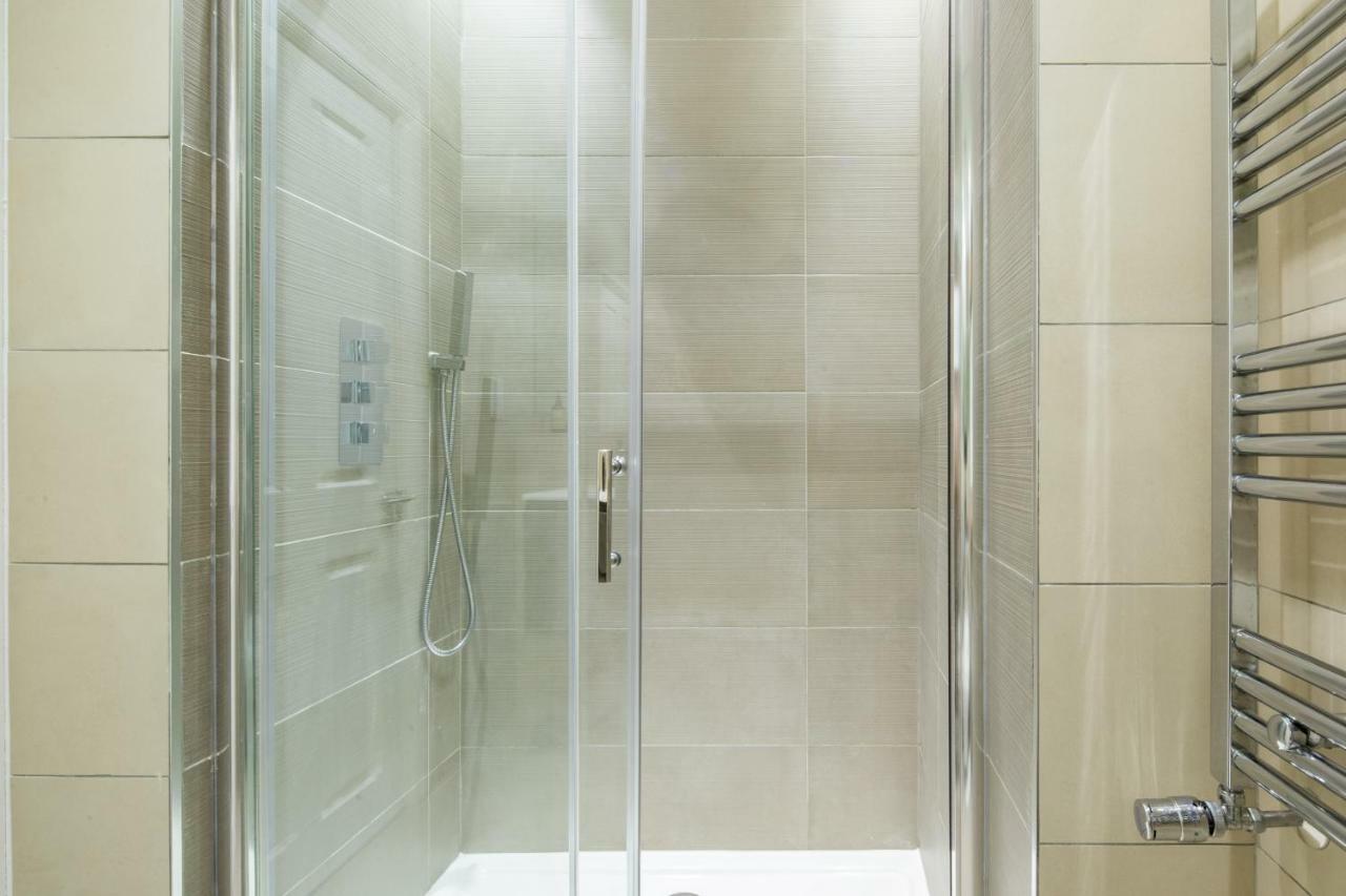 Kensington Court By Lime Street Apartment London Bagian luar foto